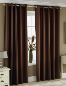 коричневые шторы для  гостиной